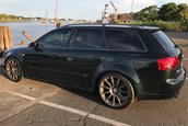 Audi S4 transformat in RS4