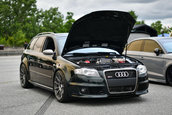 Audi S4 transformat in RS4