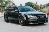 Audi S4 transformat in RS4