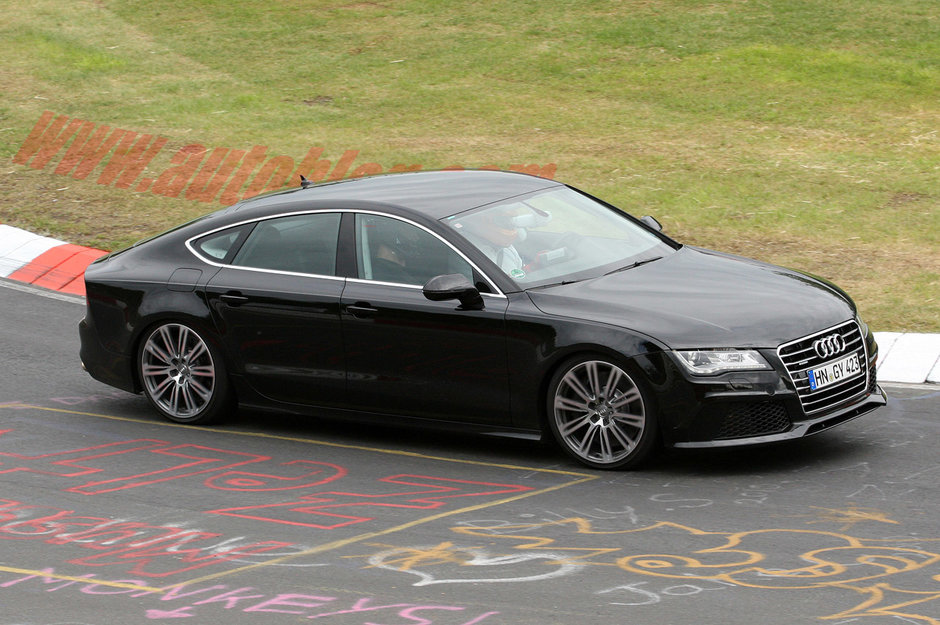 Audi S7 - primele poze cu masina fara camuflaj Audi S7 - primele poze cu masina fara camuflaj