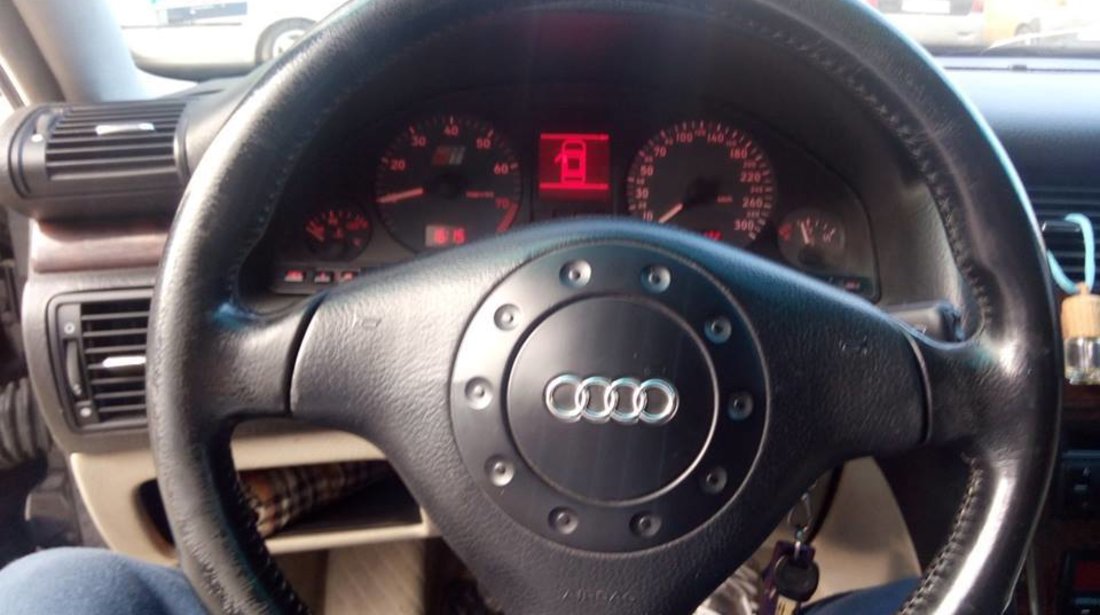 Audi S8 4200 1997