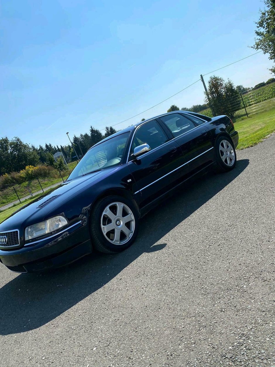 Audi S8 de 600 CP