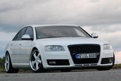 Audi S8 tunat de Mariani
