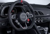 Audi TT RS si R8 cu elemente Audi Performance