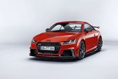 Audi TT RS si R8 cu elemente Audi Performance