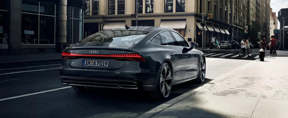 Audi vrea sa te faca sa uiti de Mercedes CLS si lanseaza pe piata o versiune imbunatatita a celebrului A7 Sportback. Cat costa in Romania Audi vrea sa te faca sa uiti de Mercedes CLS si lanseaza pe piata o versiune imbunatatita a celebrului A7 Sportback. Cat costa in Romania