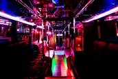 Autobuz transformat in discoteca