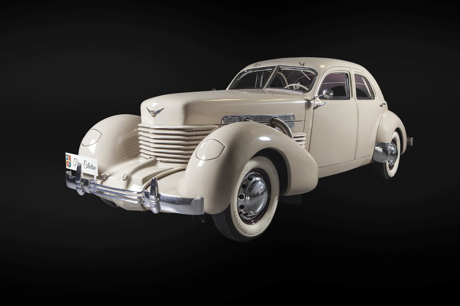 Automobile rare din colectia lui Ion Tiriac vor fi prezente la SAM 2015