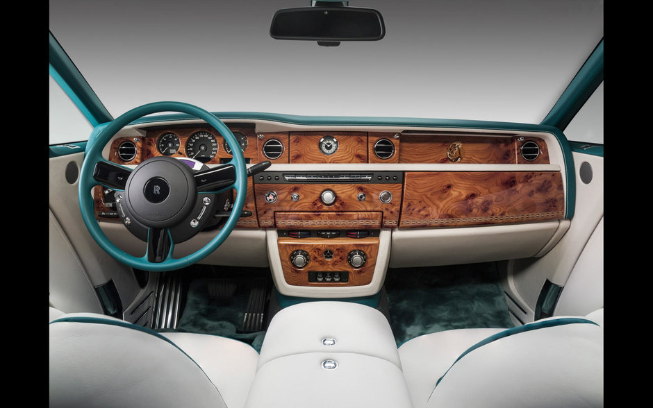 Automobilele Rolls-Royce se vand ca painea calda: record pentru 2014 Automobilele Rolls-Royce se vand ca painea calda: record pentru 2014