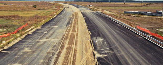 Autoritatile isi bat in continuare joc de soferi. Autostrada Sibiu-Pitesti ramane tot in aer