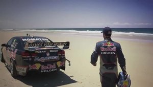 Avion vs. V8 Supercar: cursa pe o plaja din Australia