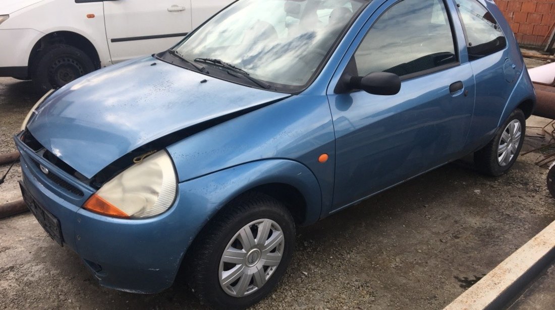 Ax came Ford Ka 2001 Hatchback 1.3i