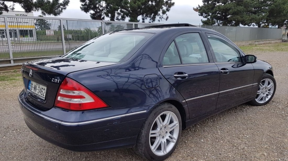 Ax came Mercedes C-CLASS W203 2006 berlina 2.2