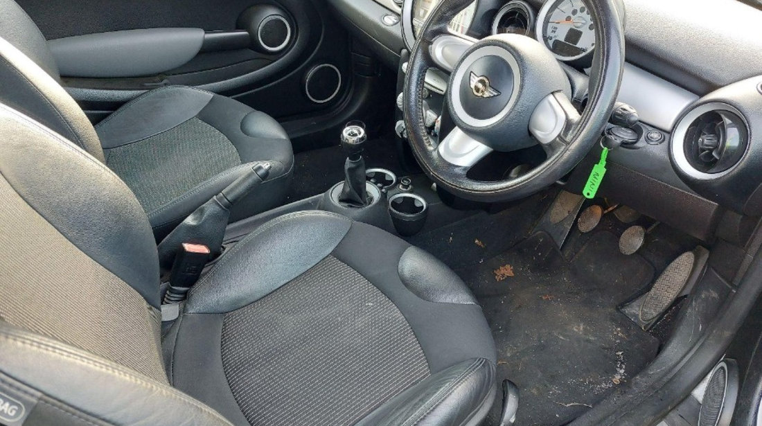 Ax came Mini Cooper 2010 HATCHBACK 1.6 i