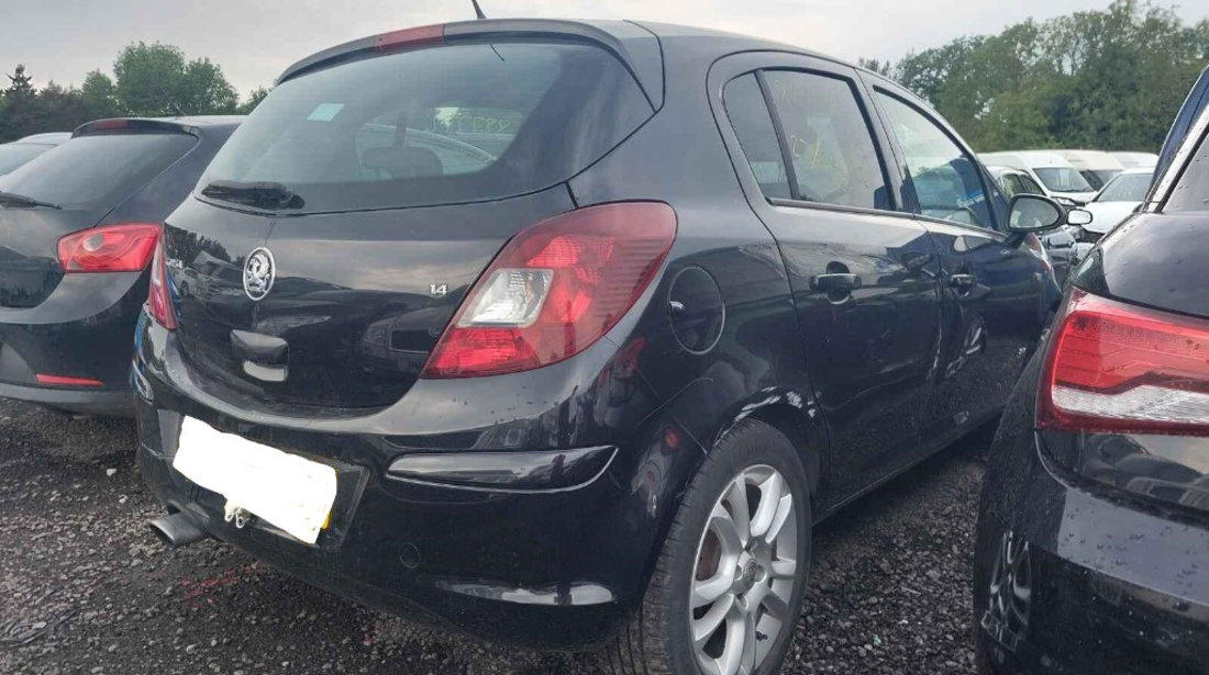 Ax came Opel Corsa D 2009 HATCHBACK 1.4 i Z14XEP