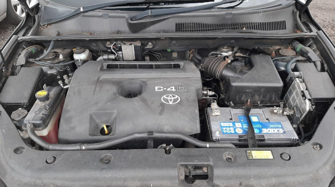 Ax came Toyota RAV 4 2007 SUV 2.2 TDI