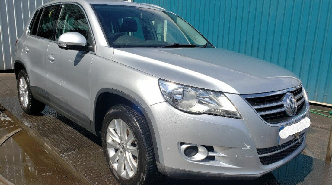 Ax came Volkswagen Tiguan 2008 SUV 2.0 TDI CBAB