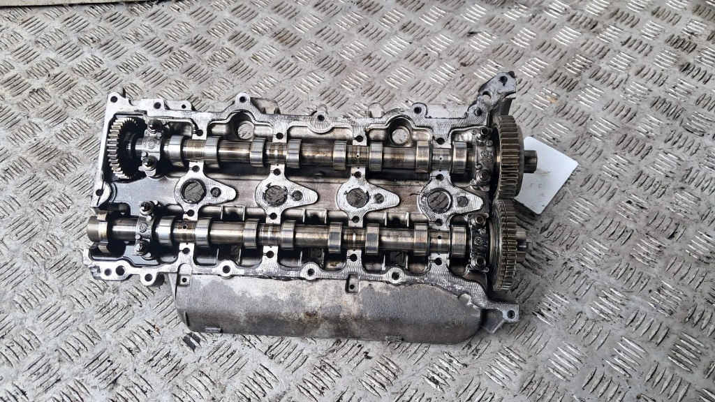 Ax cu came Mercedes C-class w205 1.6 BlueTec/d cod motor om626951 an 2016 cod 130C05277R