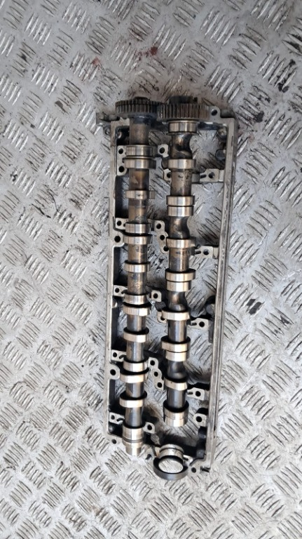 Axe cu came Vw Touran 1.6 TDI cod motor CAY an 2010 cod 03L101 / 03L102 / 03L103286A