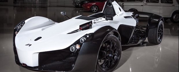 BAC Mono este monopostul legal pentru sosea care costa cat un Porsche