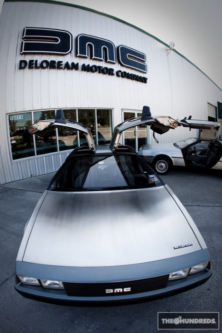 Back to the Future, cu DeLorean DMC-12