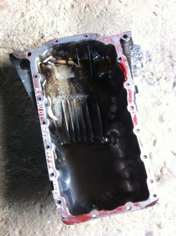 Baie ulei Audi A4 B5 [1994 - 1999] Avant wagon 5-usi 1.6 MT (101 hp) AHL