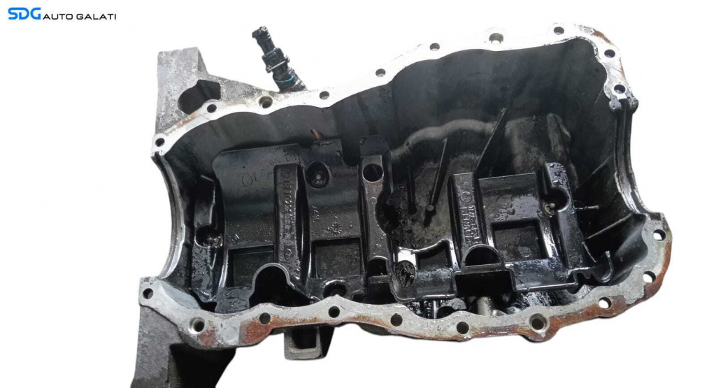 Baie Ulei Motor Renault Fluence 1.5 DCI K9K 2010 - Prezent Cod 8200318813 [M8360]