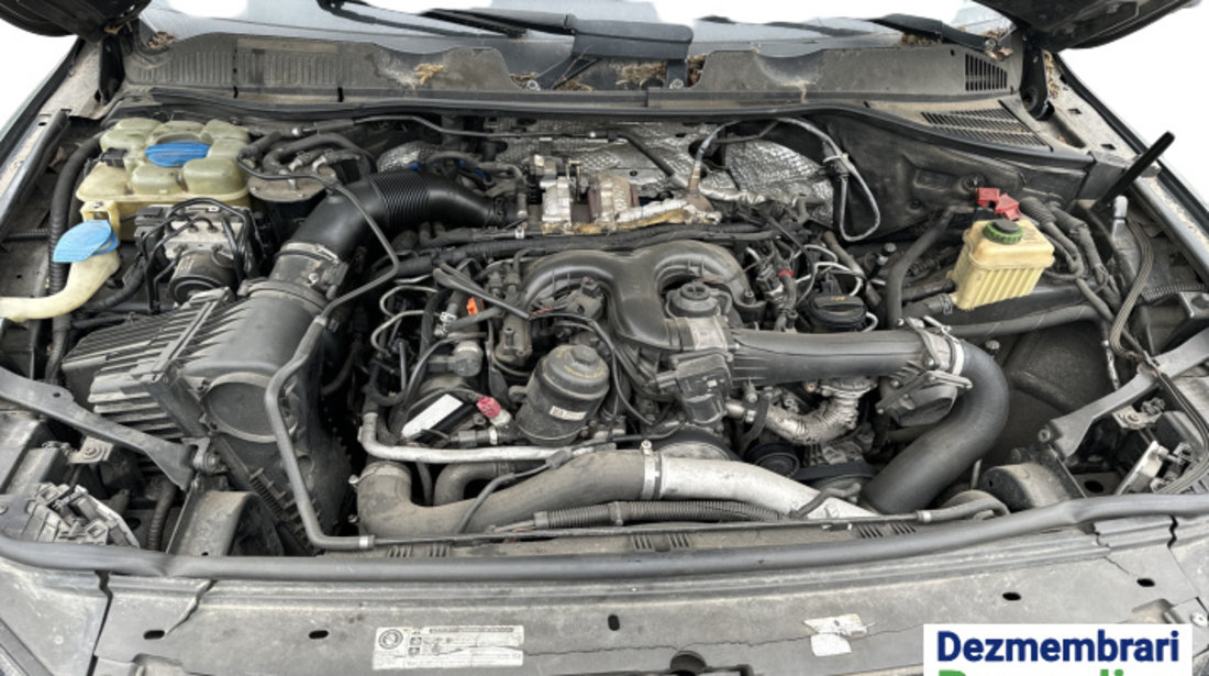 Baie ulei Volkswagen VW Touareg generatia 2 7P [2010 - 2014] Crossover 3.0 TDI Tiptronic 4Motion (245 hp) Cod motor: CRC Cod cutie: NAC Cod culoare: LG7W