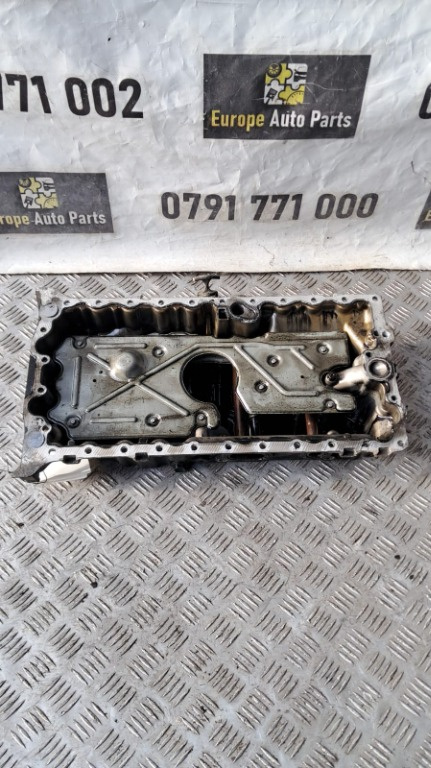 Baie ulei VOLVO XC60 2.4 cod motor D5244T14 an 2010 cod 31258206