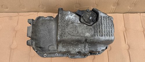 Baie ulei Vw Golf 5 / Touran 1.6 benzina BAG 2003 2004 2005 2006