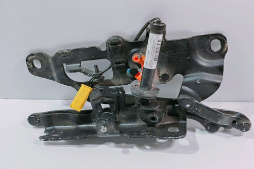 Balama capota 724988708 BMW Seria 5 E60/E61 [2003 - 2007]
