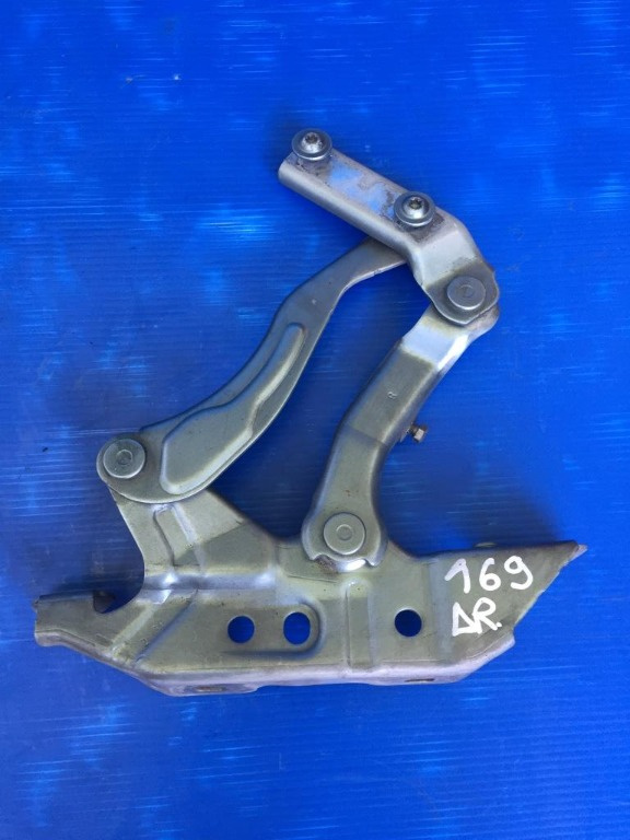 Balama capota dreapta Mercedes A180 W169 2004-2008