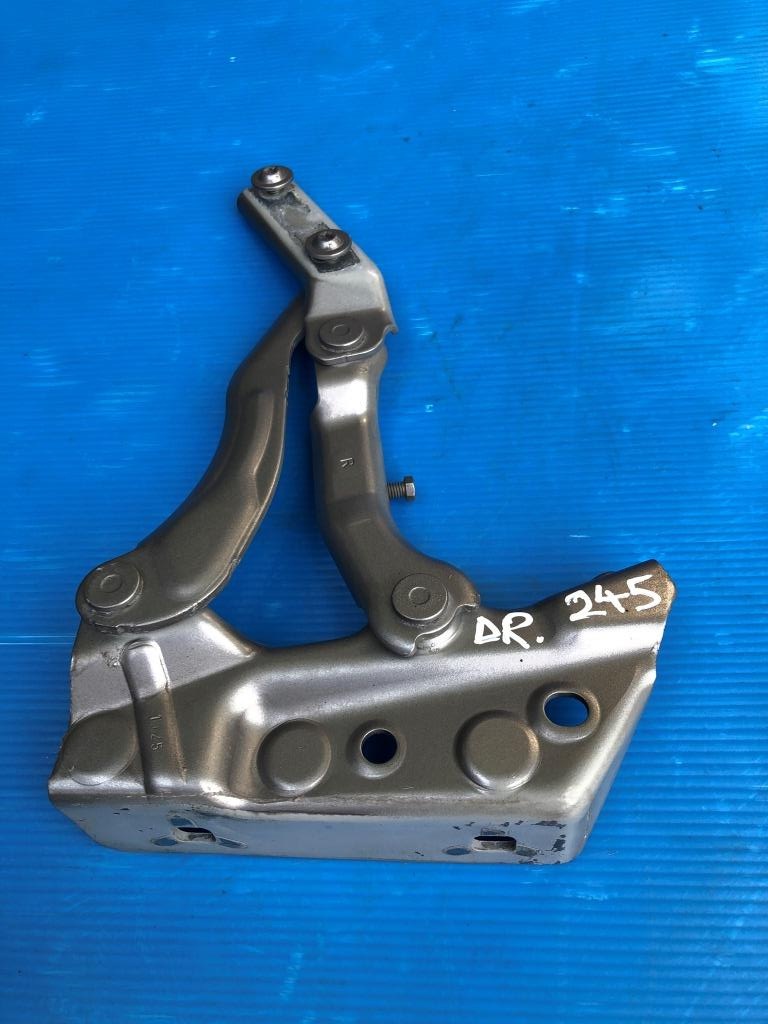 Balama capota dreapta Mercedes B Class w245 2006