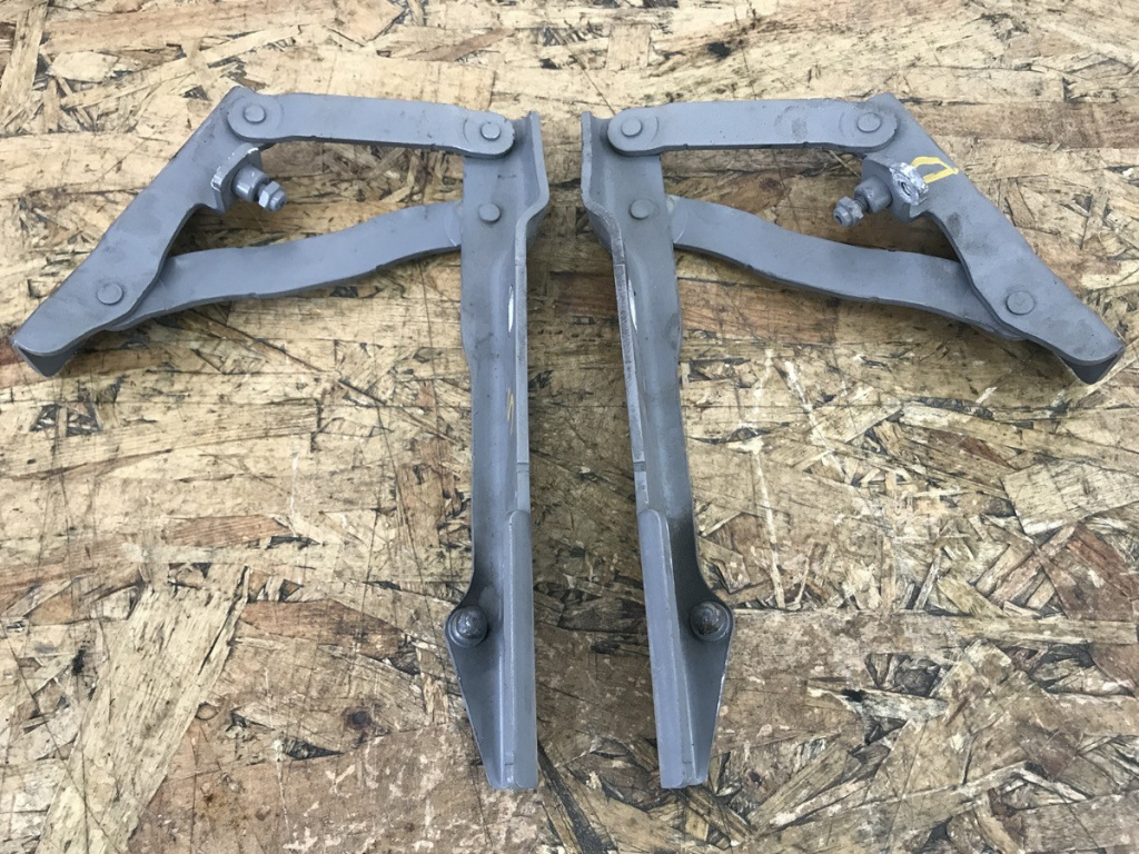 Balama capota fata BMW E60 Bej sedan 2008 (008727-008728)