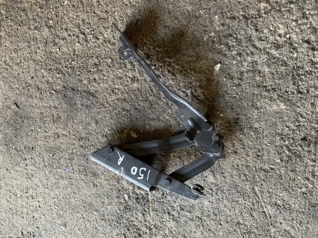 Balama capota motor dreapta Volkswagen VW Jetta 5 [2005 - 2011] Sedan 4-usi 2.0 TDI MT (140 hp) (1K2)