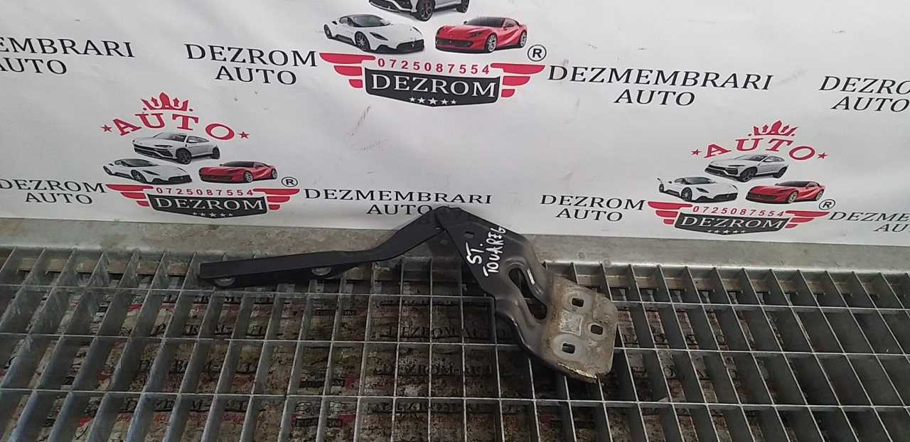 Balama Capota Stanga VOLKSWAGEN TOUAREG (7P5, 7P6) 4.2 V8 TDI cod: 7P6823301