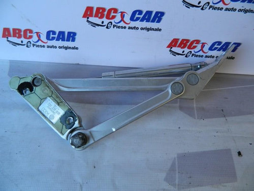 Balama dreapta capota fata Volkswagen Phaeton 2002-2010 3D5827302J