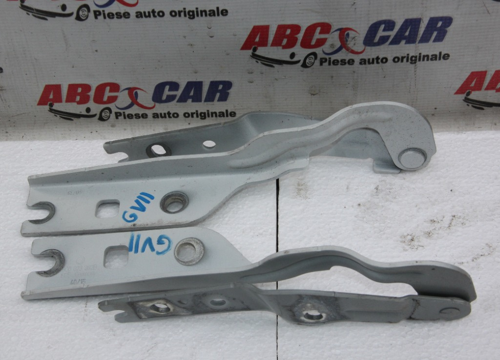 Balama dreapta capota fata VW Golf 7 2014-2020 5G0823302B