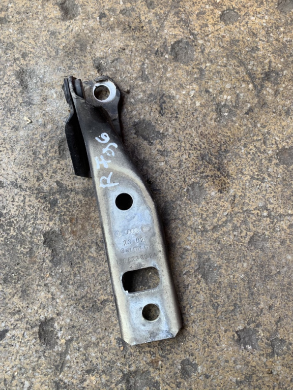 Balama dreapta capota motor Volkswagen Bora [1998 - 2005] Sedan 1.9 TDI MT (150 hp) (1J2)