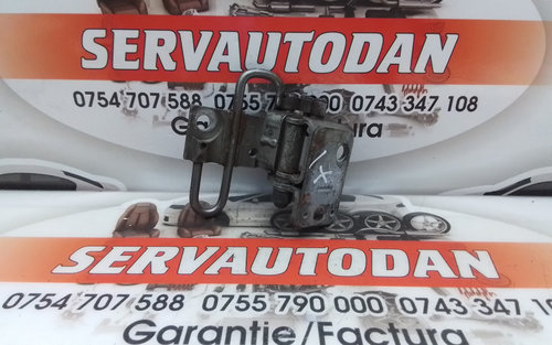 Balama dreapta fata Volkswagen Passat B7 (2010-2014) 2.0 Motorina 2012, 3C8831412B / JOS