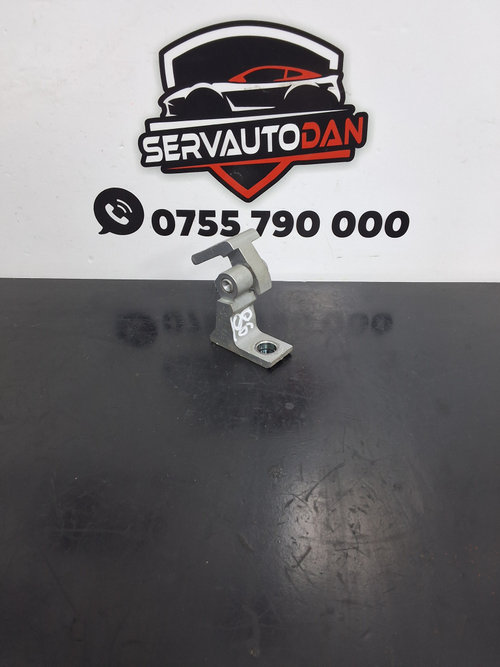 Balama dreapta fata Volkswagen Sharan (2010-2020) [7N] 2.0 Motorina 2012, PARTEA DE SUS / 7N0831402
