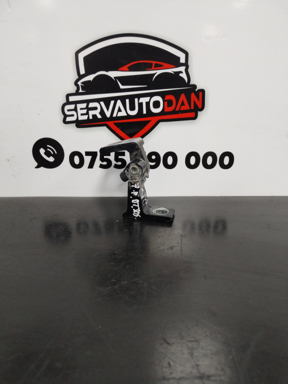 Balama dreapta spate Volkswagen Touareg 2 (2010-2015) 3.0 Motorina 2012, JOS