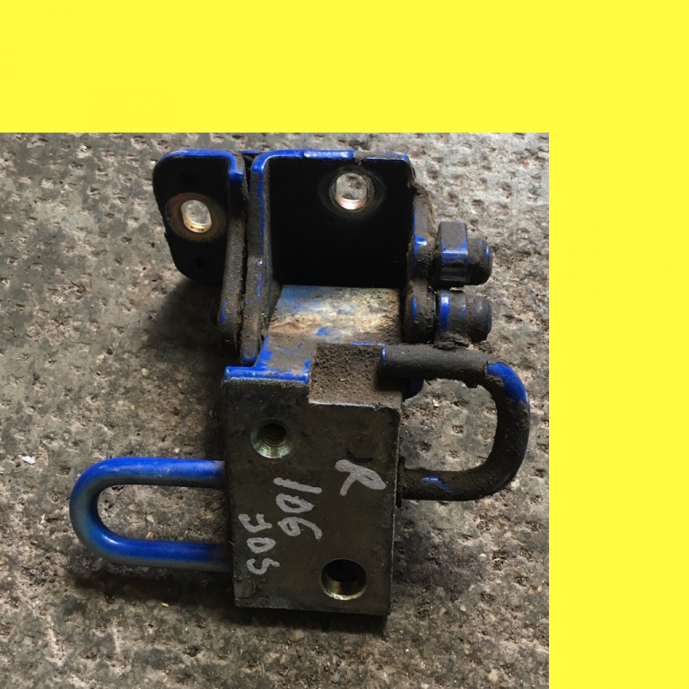 Balama inferioara usa dreapta spate Volkswagen VW Golf 4 [1997 - 2006] Hatchback 5-usi 1.4 MT (75 hp) (1J1) 16V