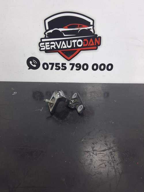 Balama spate Audi Q3 (2011-2017) [8U] 2.0 Motorina 2015, 8U0827299A / HAION