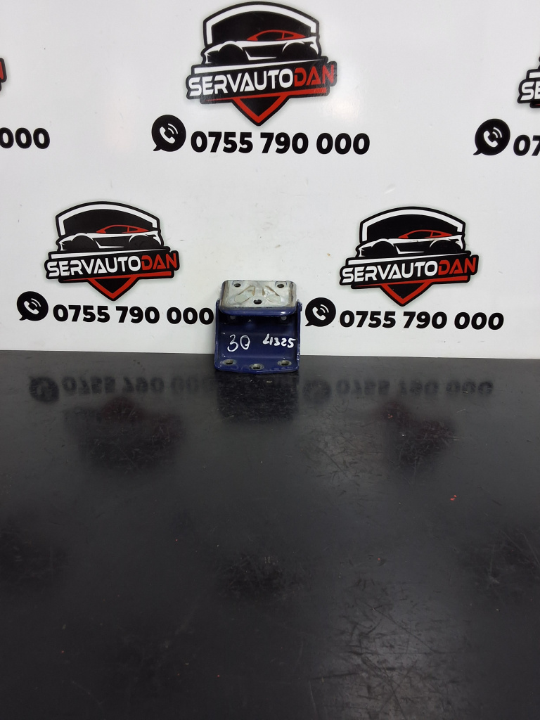 Balama spate Mercedes-Benz Vito (2009->) [w639] 2.2 Motorina 2012, HAION
