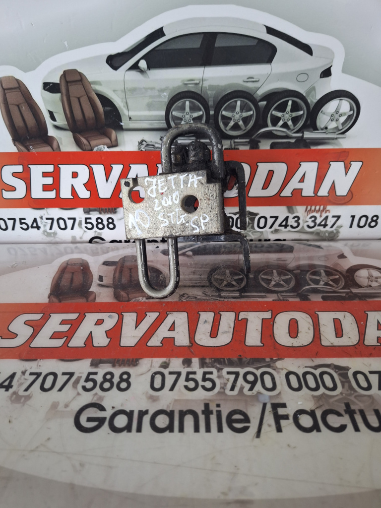 Balama stanga spate Volkswagen Jetta 5 (2005-2010) 2.0 Motorina 2010, JOS