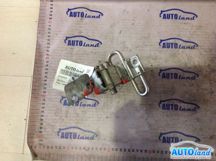 Balama Usa Stanga Fata Partea de Jos Skoda OCTAVIA 1U2 1996-2010