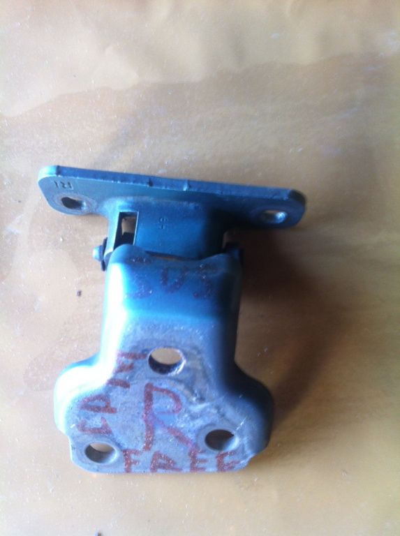Balama usa stanga spate sus Land Rover Freelander [1998 - 2006] Crossover 5-usi 2.0 DI MT (98 hp) (LN)