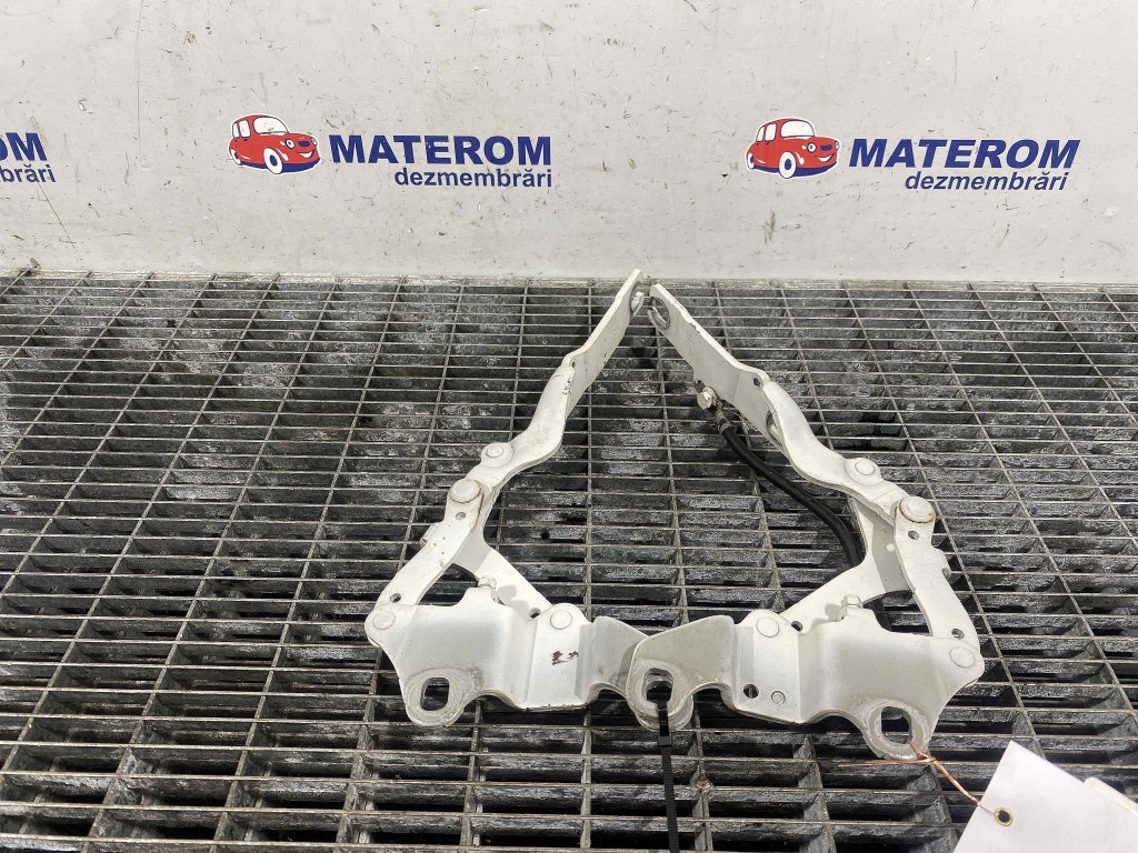 BALAMALE CAPOTA FATA BMW SERIA 3 E 90 - - (2007 2012)