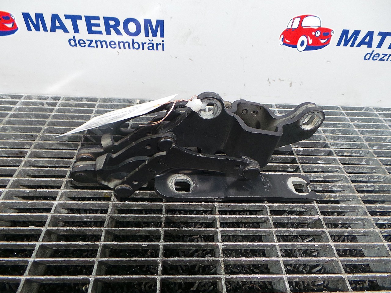 BALAMALE CAPOTA FATA BMW SERIA 3 E 90 - - (2007 2012)